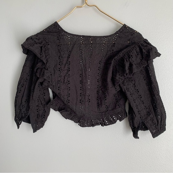NWT Celina Moon eyelet ruffle button top black size small - Picture 2 of 5
